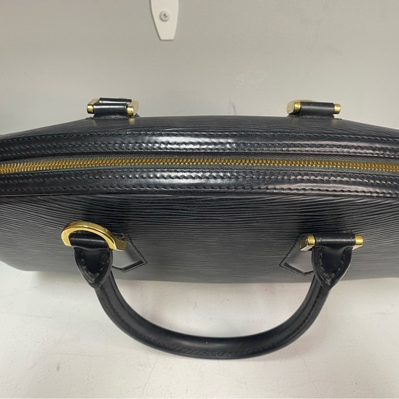 Vintage Louis Vuitton Jasmine Black Epi Leather - Picture 3 of 16